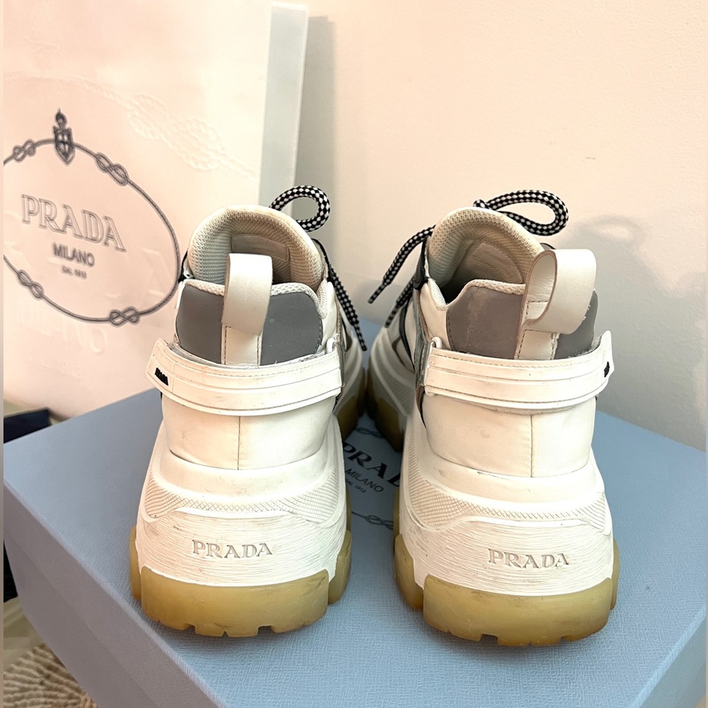 PRADA sneakers for women - Picture 6 of 11